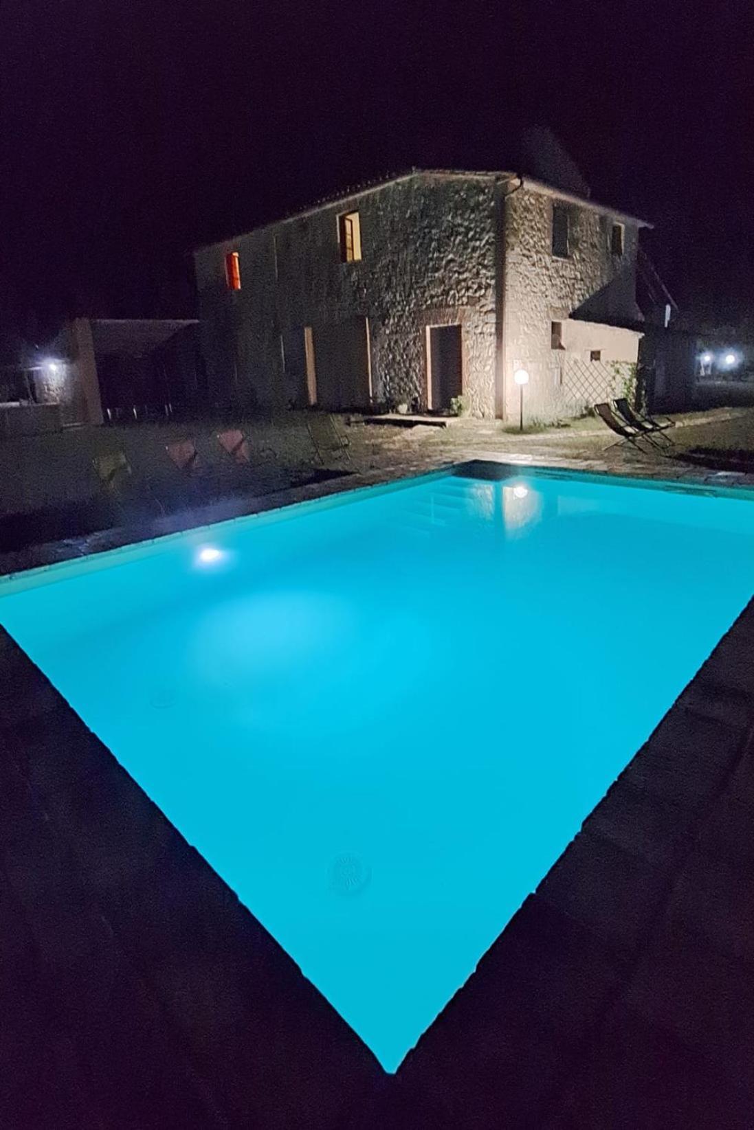 Casale Al Lago Con Piscina E Sauna Corbara  Exteriér fotografie